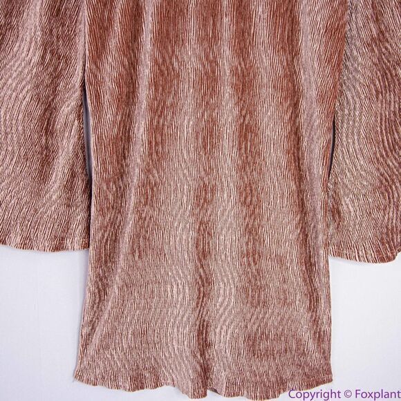 Eloquii‎ Flare sleeve textured velvet dress, 24 - Picture 5 of 16